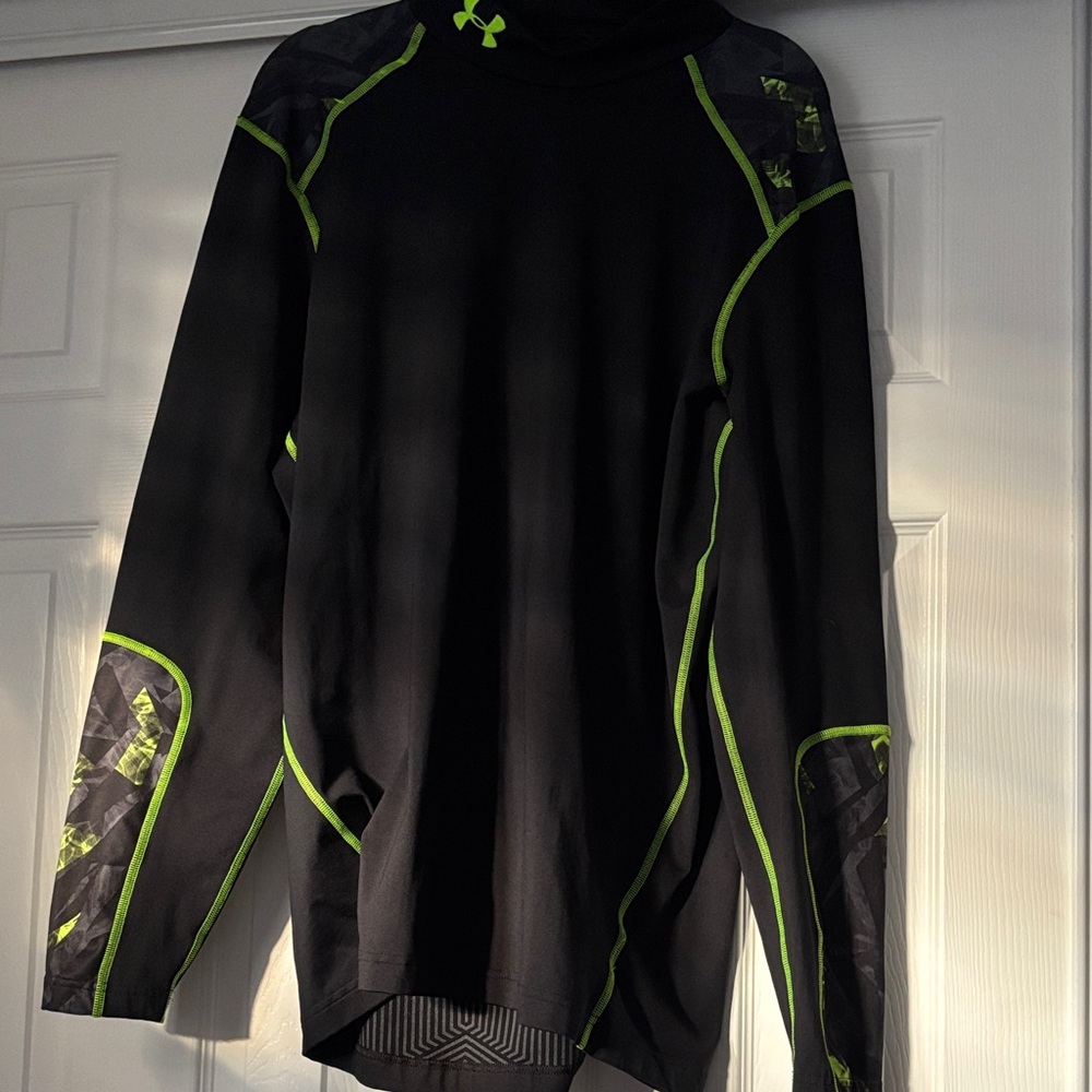 Under Armour Men's Cold Gear mock neck